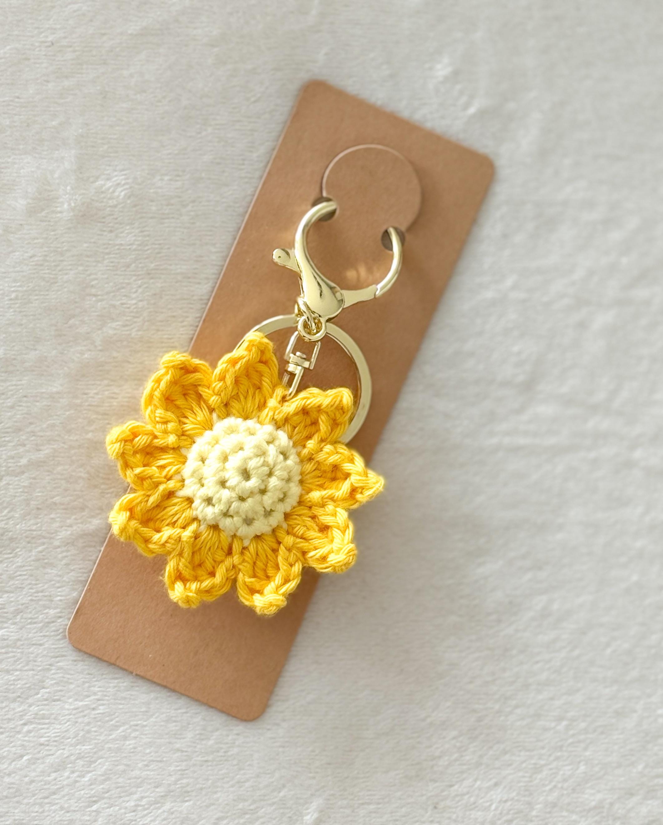 Gehäkelter Sonnen-Amigurumi-Schlüsselanhänger / Schlüsselanhänger / Geschenk / Niedlich / Sommer / Sonne