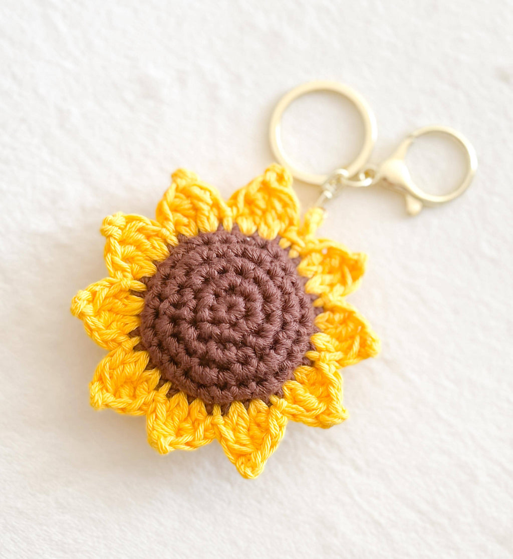 Sonnenblumen-Amigurumi-Schlüsselanhänger /  Schlüsselanhänger / Geschenk / Niedlich