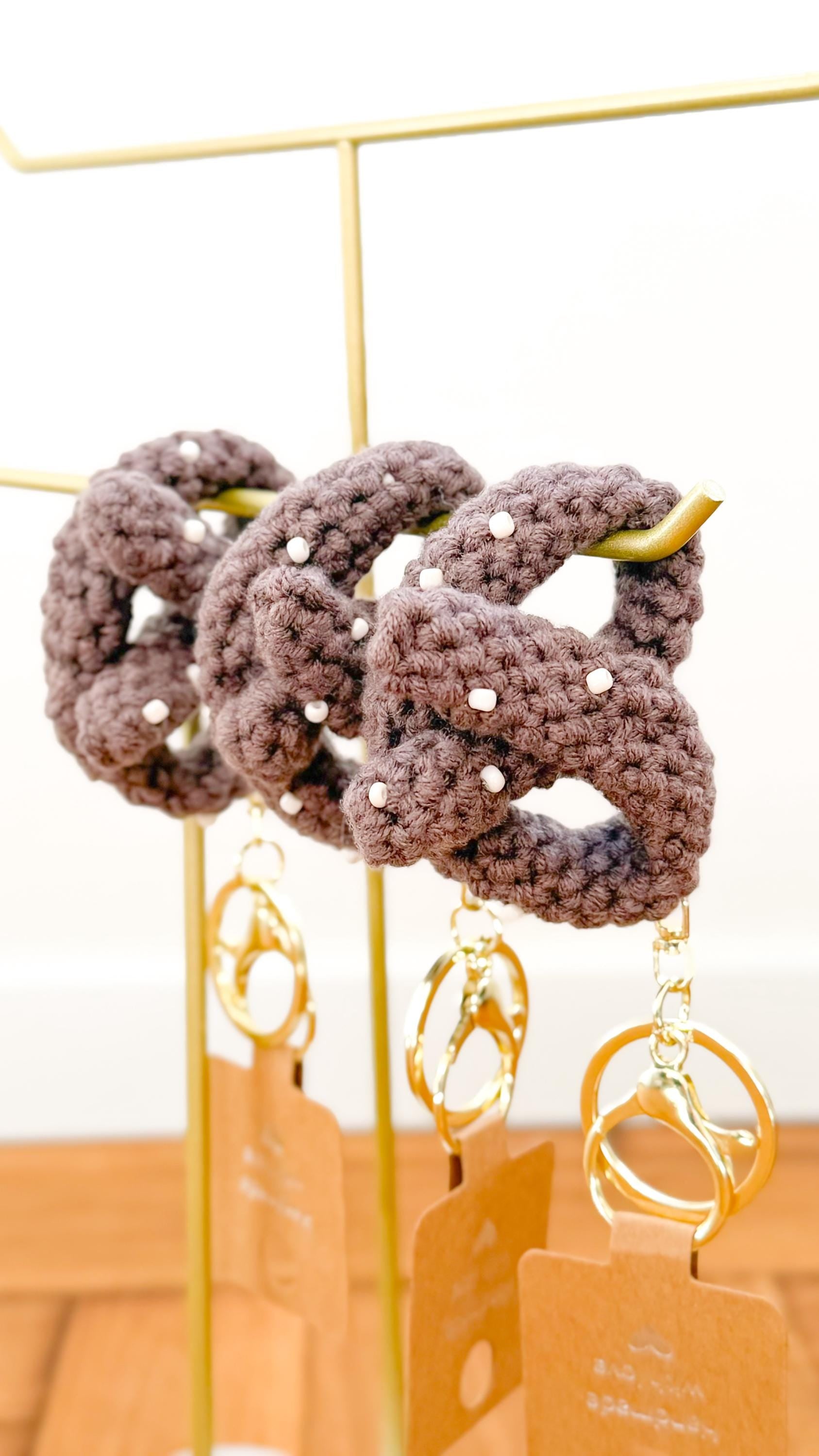 Brezeln-Amigurumi-Schlüsselanhänger / Schlüsselanhänger / Häkel-Schlüsselanhänger / Geschenk / Niedlich / Brezeln