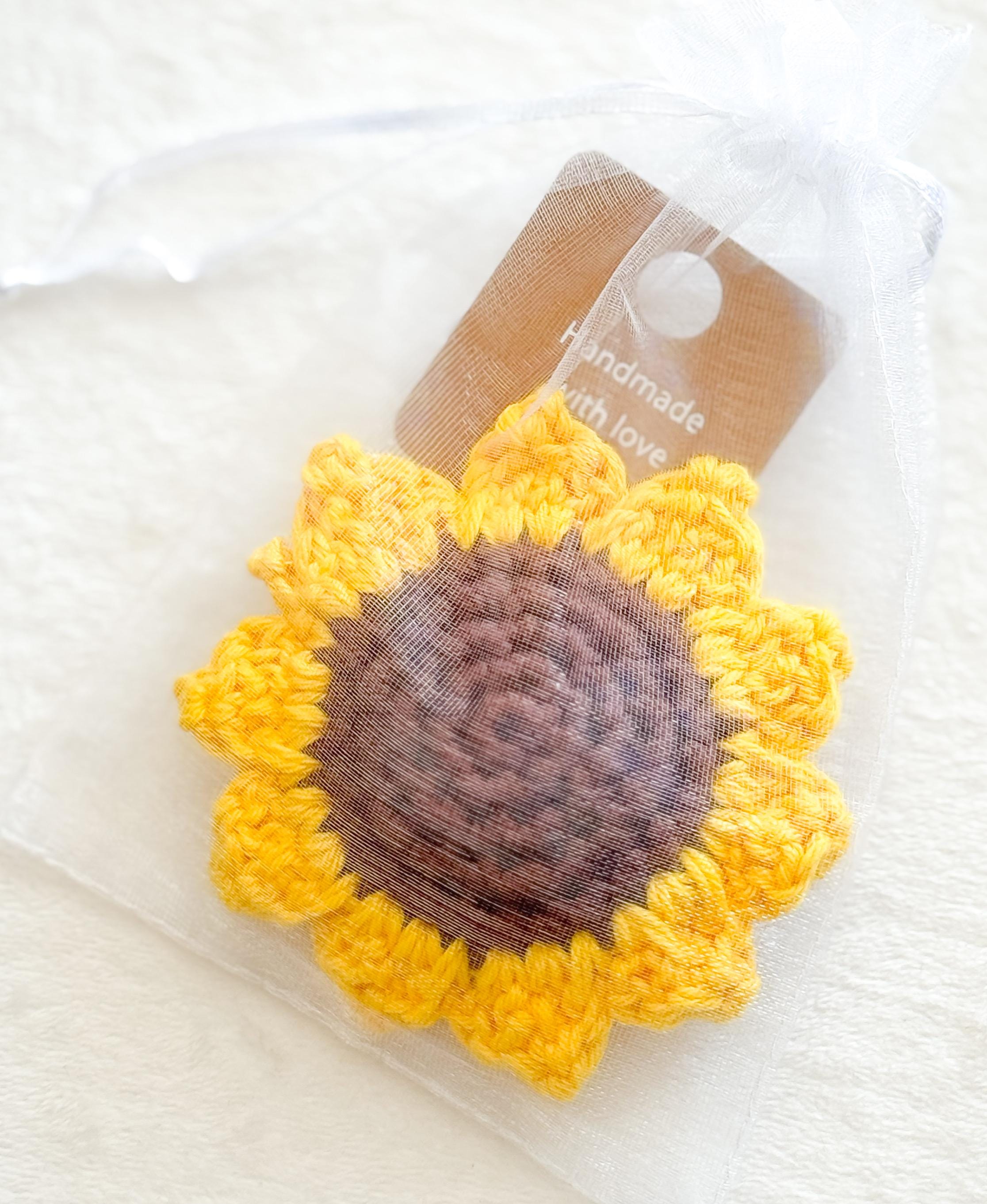 Sonnenblumen-Amigurumi-Schlüsselanhänger /  Schlüsselanhänger / Geschenk / Niedlich