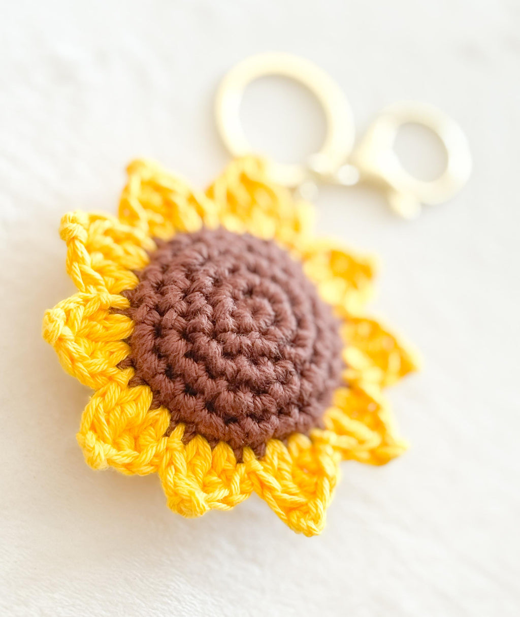 Sonnenblumen-Amigurumi-Schlüsselanhänger /  Schlüsselanhänger / Geschenk / Niedlich